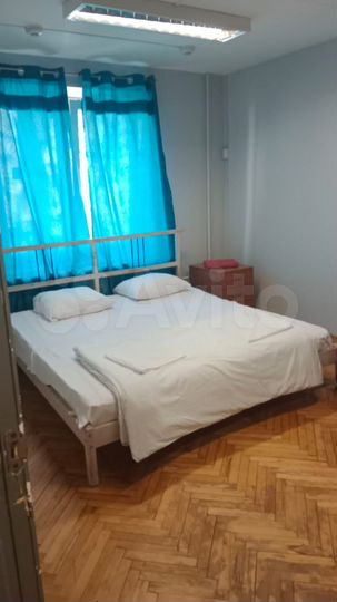 Комната 16 м² в 3-к., 8/24 эт.