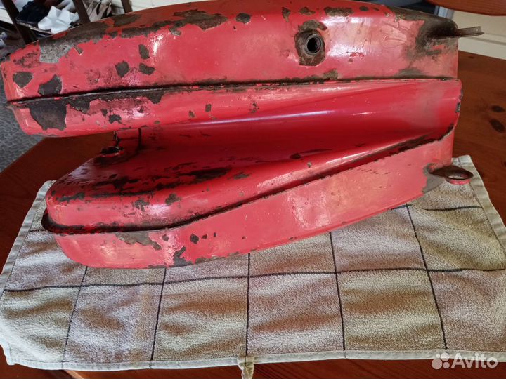 Бензобак на мотоцикл ява