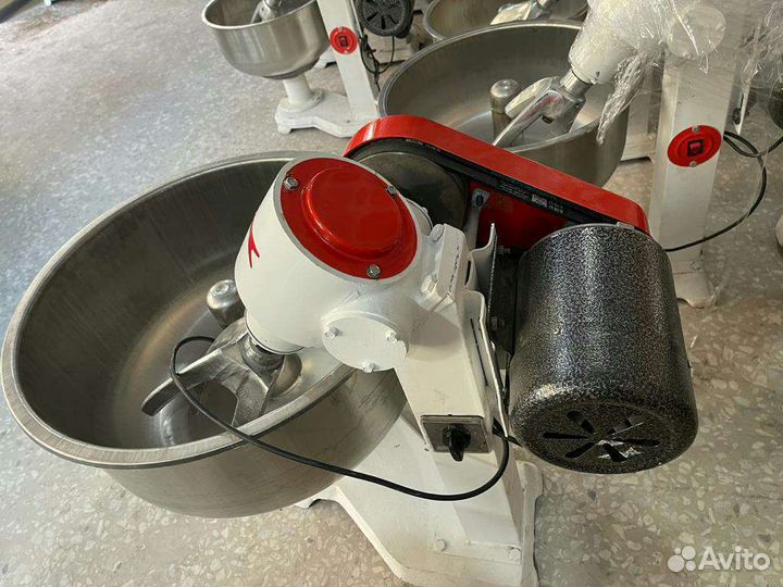 Тестомес 70 литров новая для любого теста