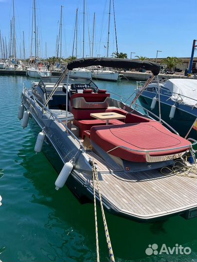 Моторная яхта Катер Cranchi Е30