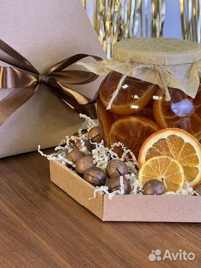 Подарочные наборы из варенья и орехов