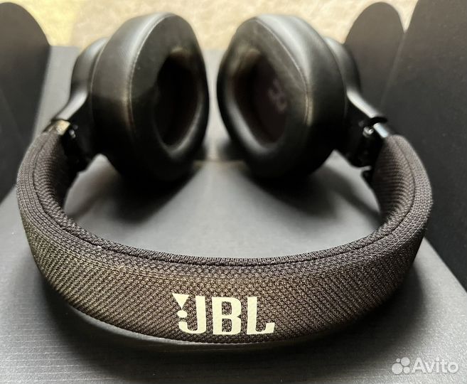 Беспроводные наушники JBL E55BT Black