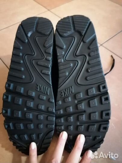 Кроссовки р. 41-42 новые оригинал nike