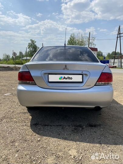 Mitsubishi Lancer 1.6 МТ, 2005, 205 000 км