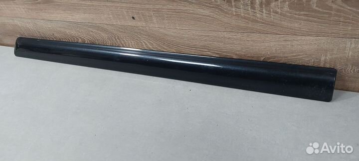 Молдинг передней правой двери ваз LADA 2115 14 13