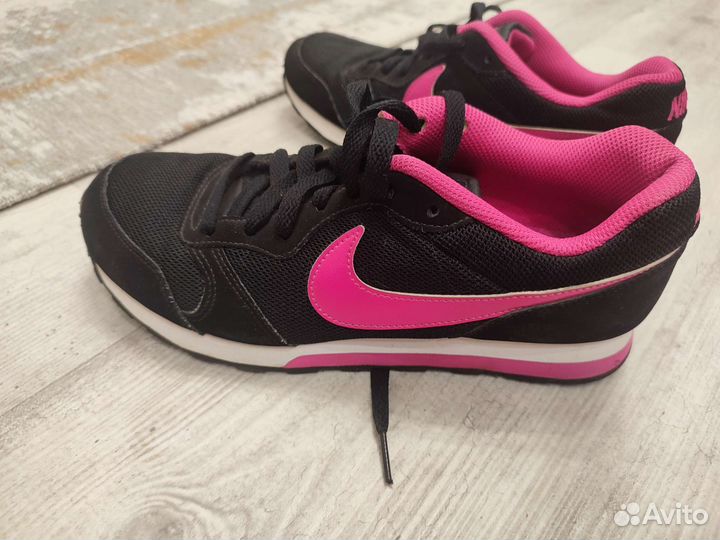 Кроссовки Nike md runner 2 оригинал, стелька 24