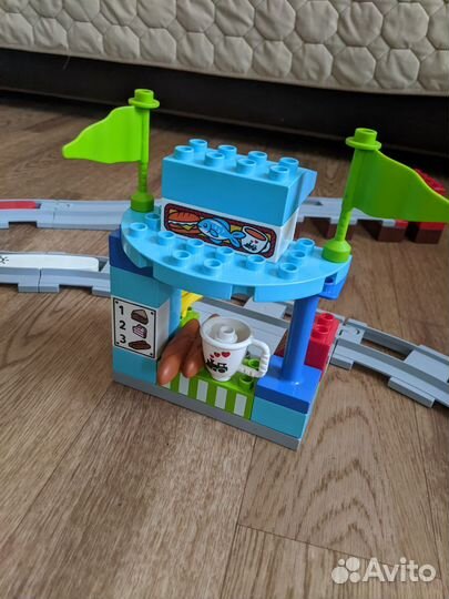 Lego duplo грузовой поезд 10875+рельсы+ машинки