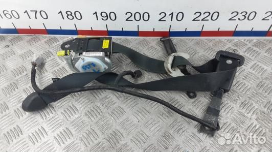 Ремень безопасности с пиропатроном сиденья передне