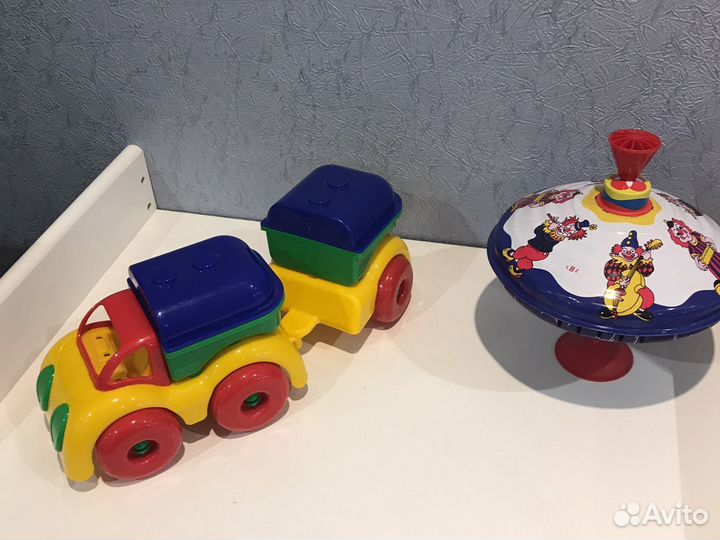 Развивающие игрушки