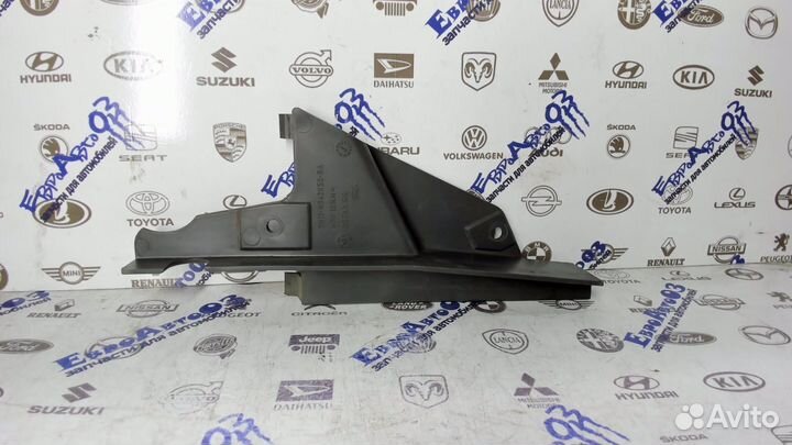 Кронштейн усилителя торпедо правый Ford Fusion 200