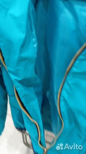 Ветровка р.42