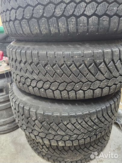Gislaved Nord Frost 200 225/60 R18