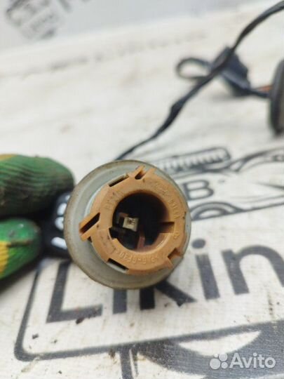 Проводка фонаря Ford Focus 2