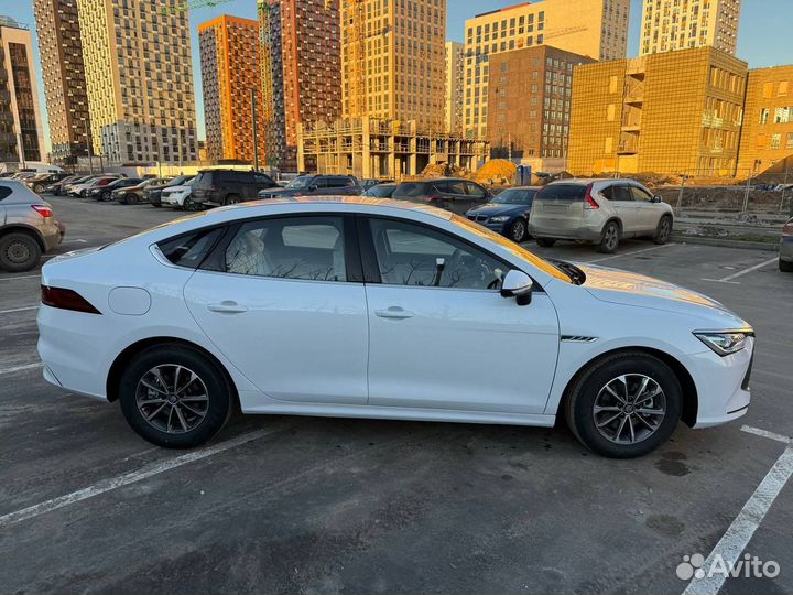 BYD Qin Plus 1.5 AT, 2024, 300 км