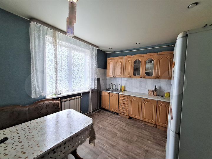 Коттедж 296,2 м² на участке 18,4 сот.