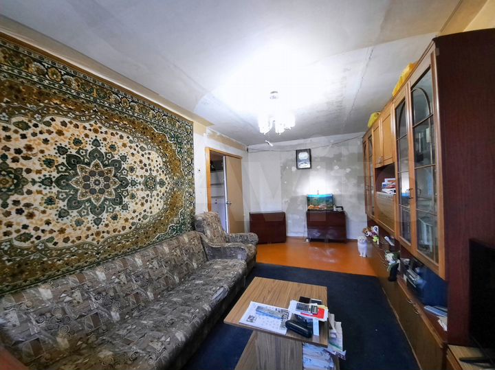 3-к. квартира, 60 м², 2/5 эт.