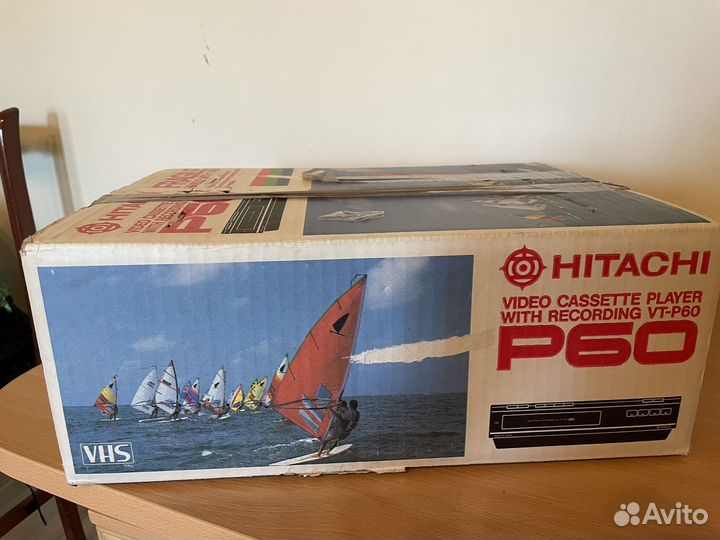 Видеомагнитофон hitachi VT-P60 пишущий