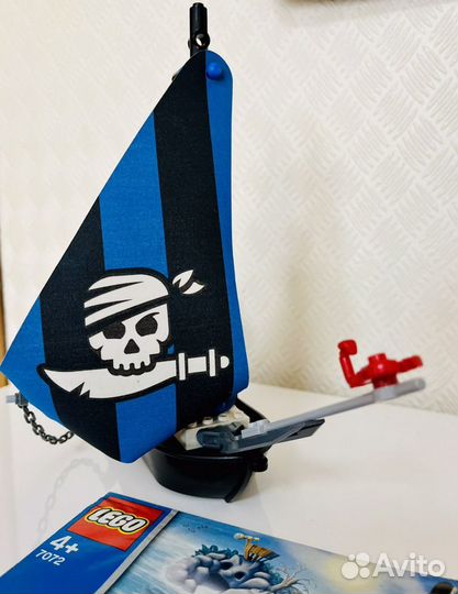 Lego 7072 Пиратская лодка капитана Крэгга/ раритет