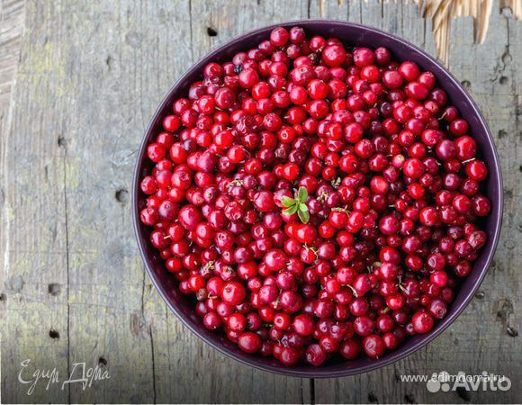 Брусника ягода свежая
