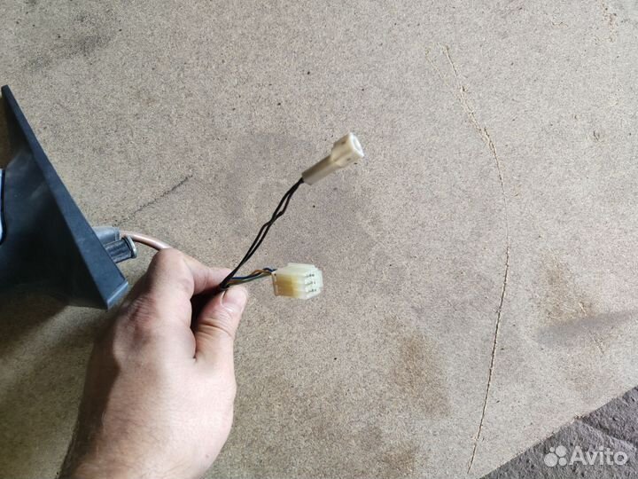 Зеркало правое Subaru Forester SF5