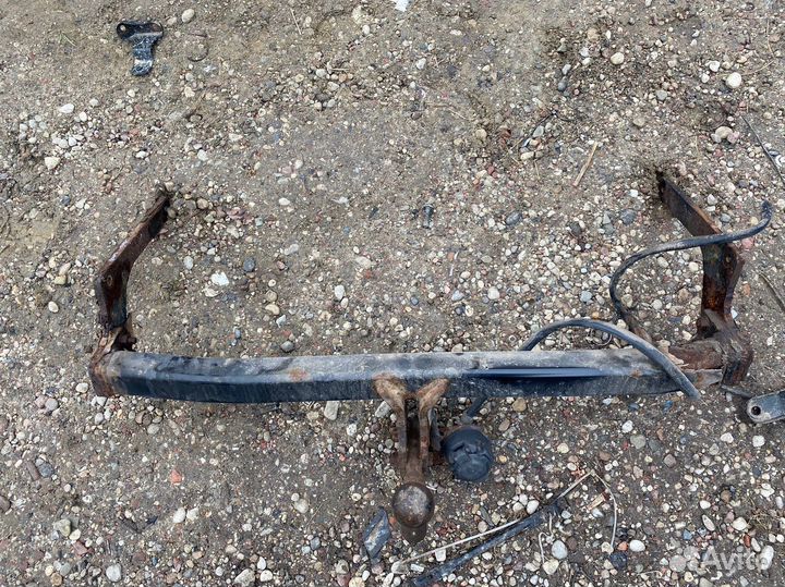 Фаркоп renault logan 1