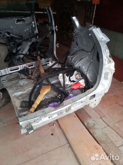 Citroen с4 aircross крыло заднее правое