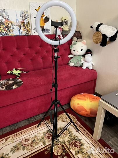 Кольцевая лампа со штативом