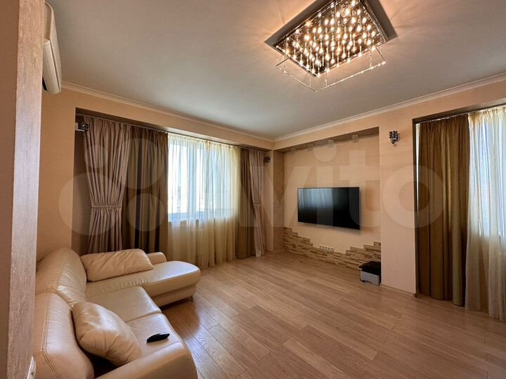 3-к. квартира, 100 м², 14/16 эт.