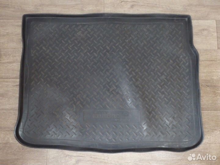 Коврик багажника Scenic Сценик 1