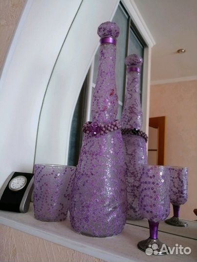 Бутылка с рюмками