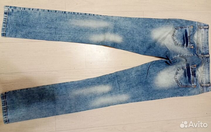 Джинсы