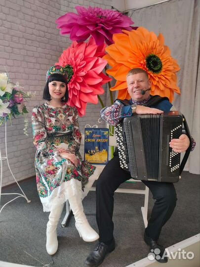 Ведущая и Dj-баянист. Поющие (Баян,песни,танцы)