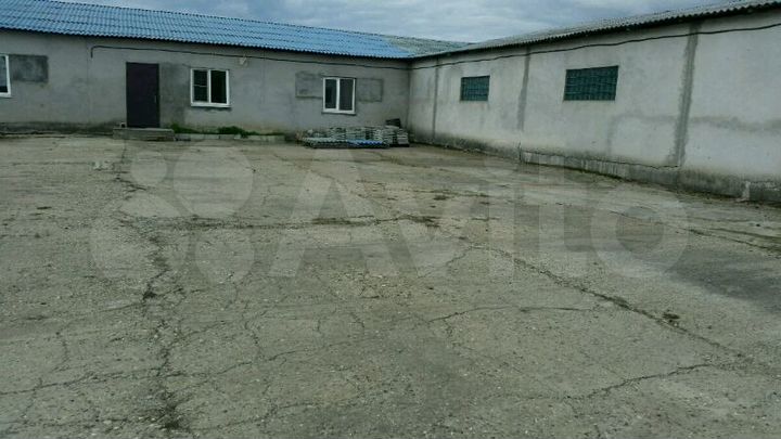 Помещение свободного назначения, 300 м²