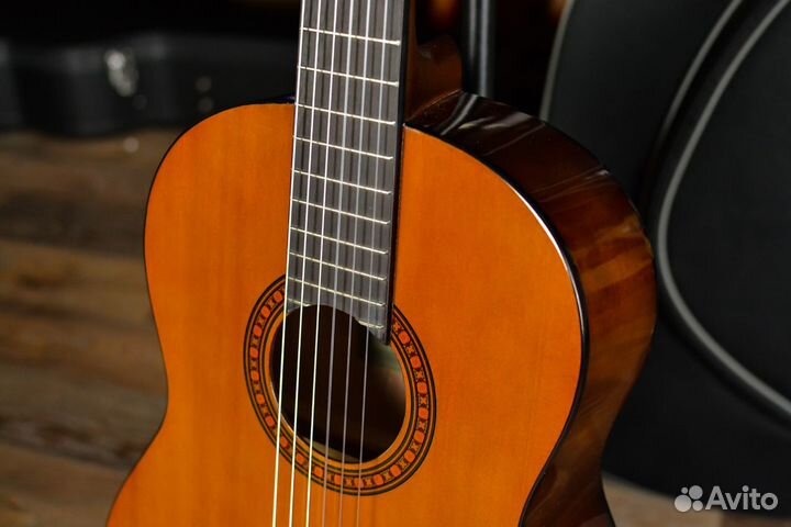 Детская гитара 3/4 Yamaha + Аксессуары