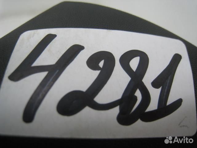 Верхний уголок крыла Renault Megane 2