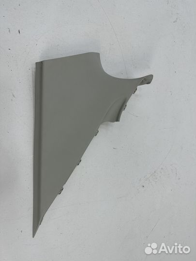 Skoda Octavia A7 Обшивка задней левой стойки