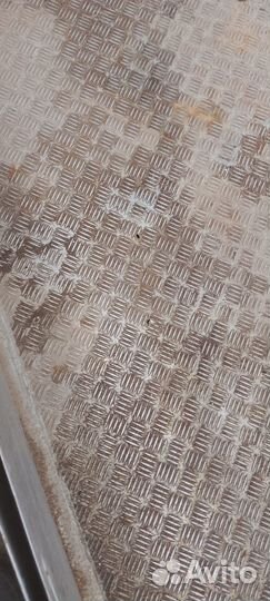 Полы с рефрижератора