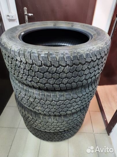 Goodyear Wrangler AT 255/60 R20 113H