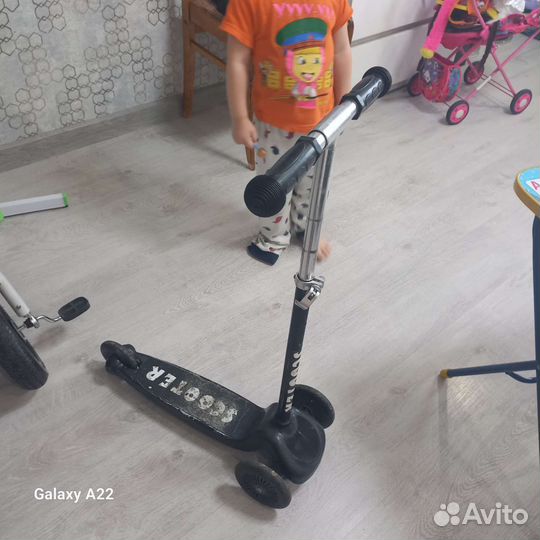 Самокат детский трехколесный