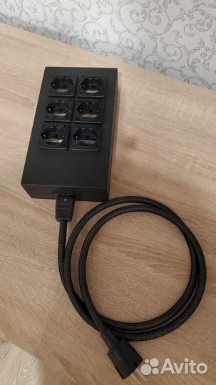 Дистрибьютор питания для hi-fi компонентов