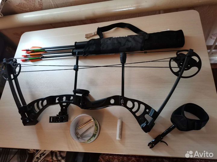 Лук блочный Man Kung CB50