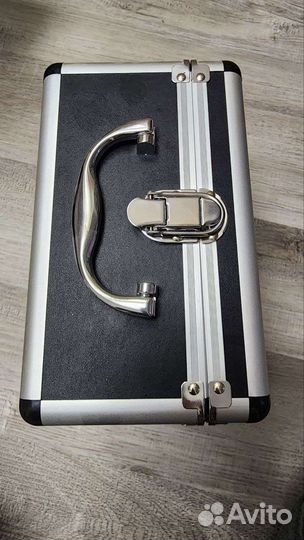 Студийный микрофон AKG P420