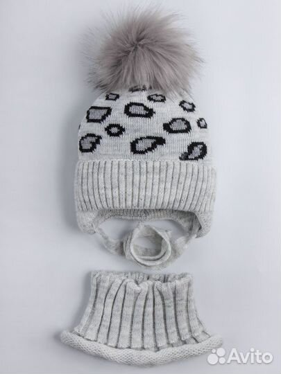 Комплект шапка и снуд, новый зимний на утеплителе