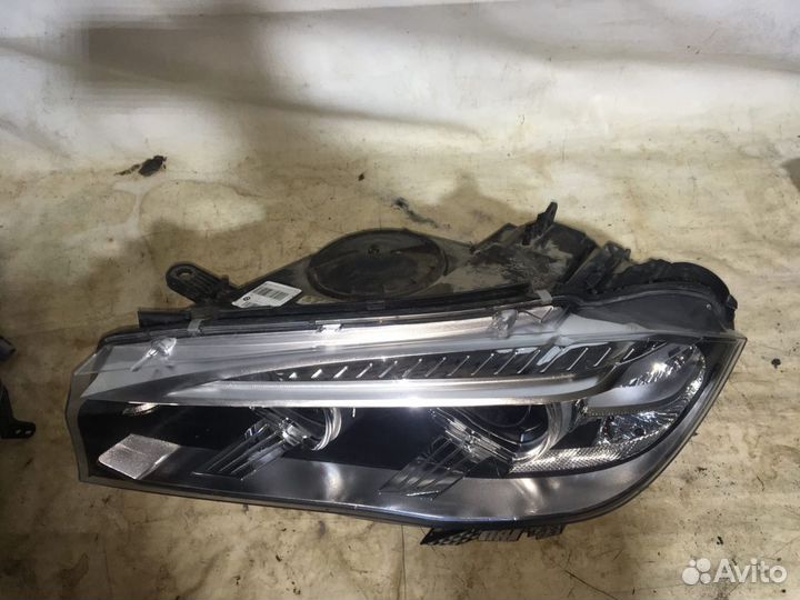 Фара левая BMW X5 F15 X6 F16