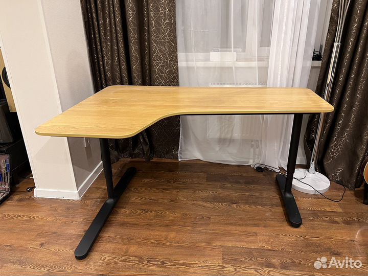 Стол рабочий IKEA bekant