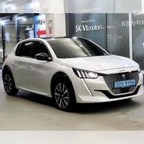 Peugeot 208 1.2 AT, 2021, 21 970 км, с пробегом, цена 2 530 000 руб.