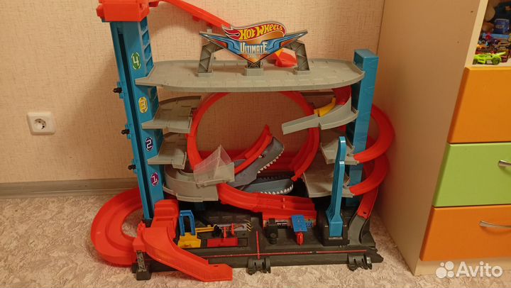 Hot wheels парковка