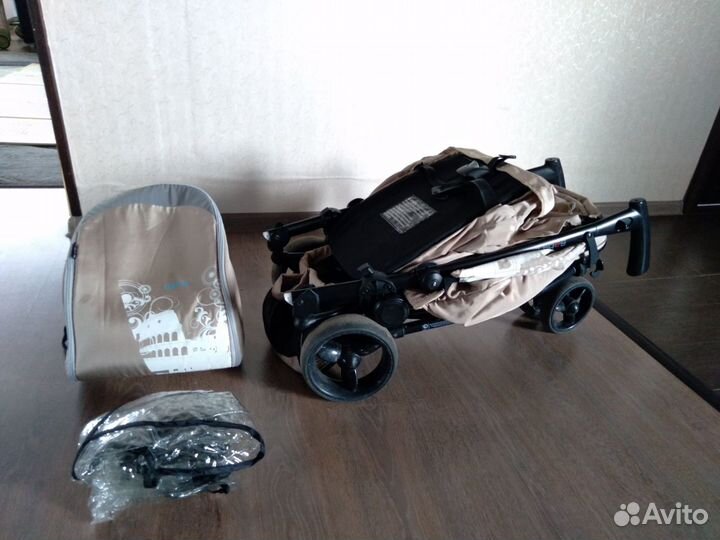 Прогулочная коляска Baby Care