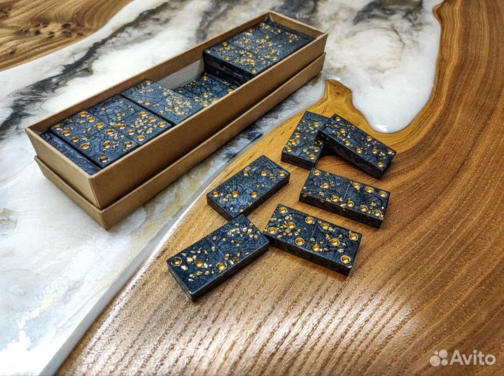 Домино из эпоксидной смолы