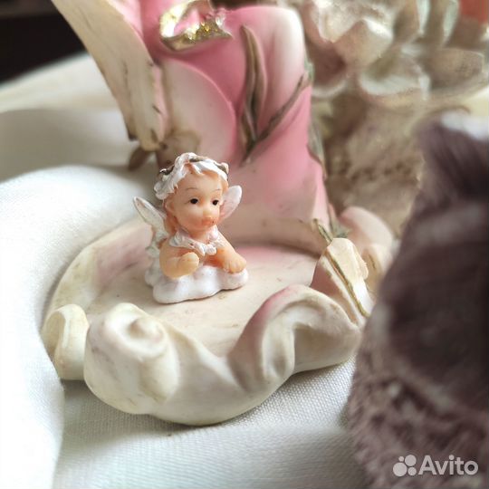 Сувениры статуэтки